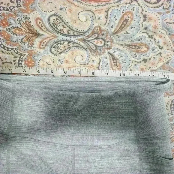 Athleta Jacquard Mesh Chat To Town Crop leggings size small - Picture 5 of 5